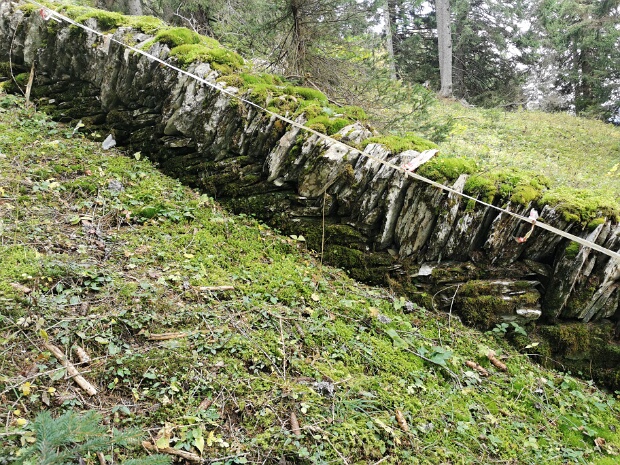 Natursteinmauer Valladorta-Sässchopf