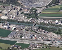 Industriegebiet und Bahnhof Untervaz
